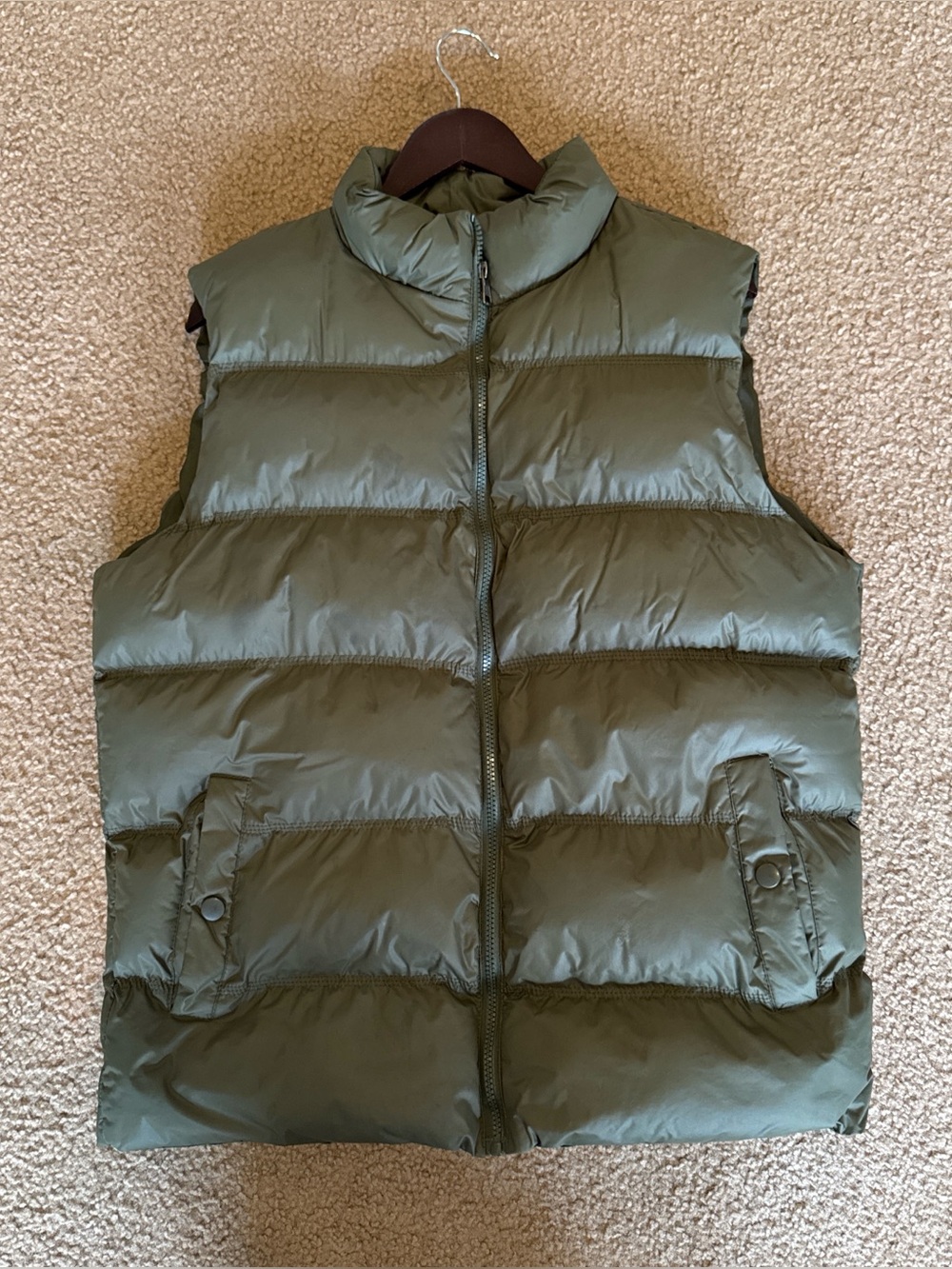 Green “Access” puffer vest with pockets